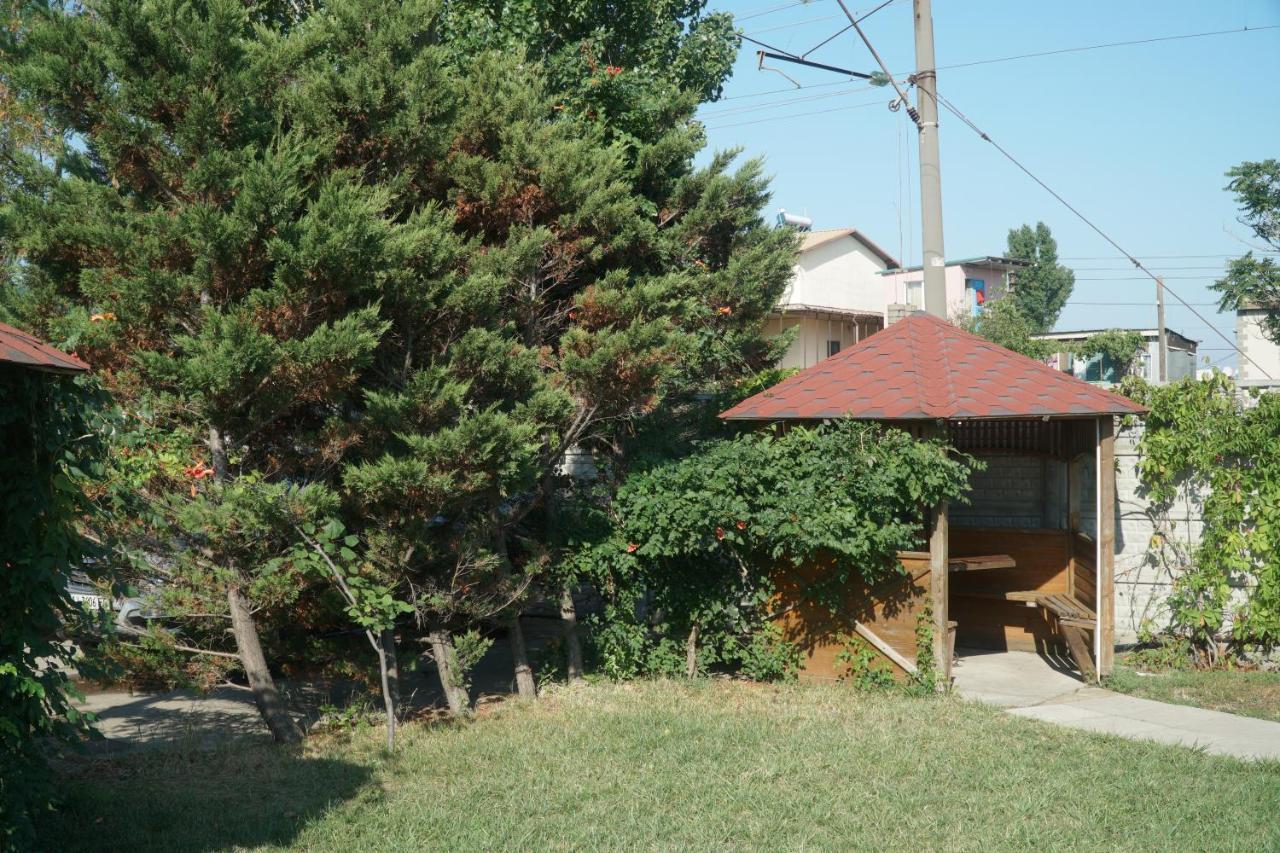 Радуга Курортная Гостиница Zatoka Exterior photo